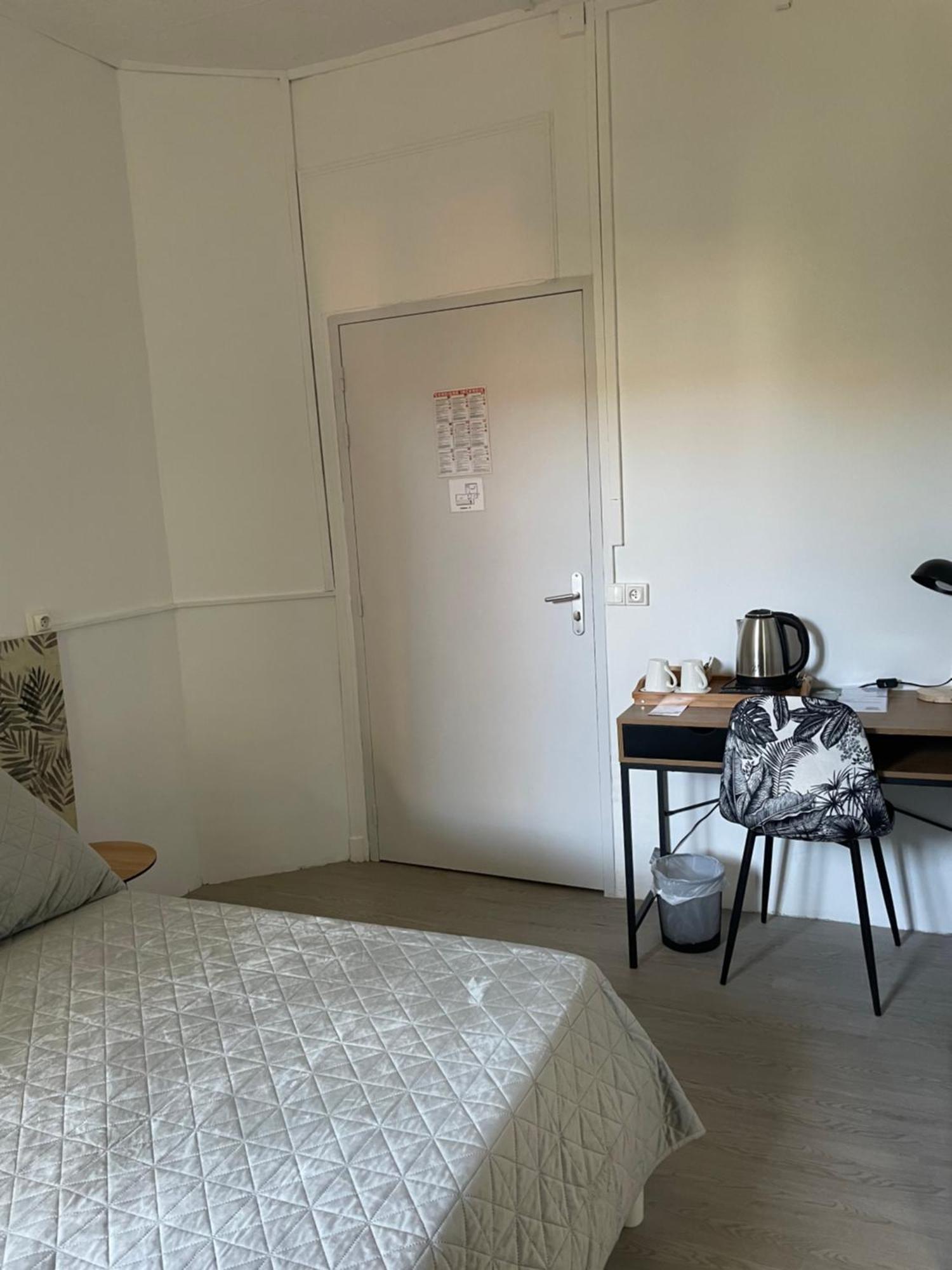 Hotel Restaurant Les Paquebots Port Vendres Phòng bức ảnh